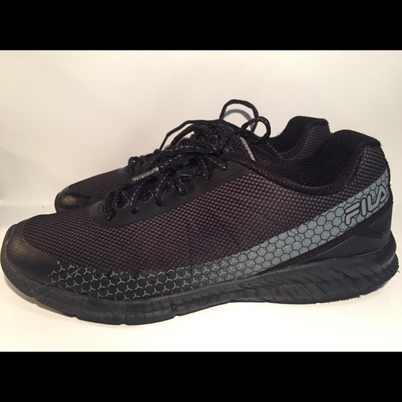 Men’s 👟 ⚡️ - Picture 1 of 4